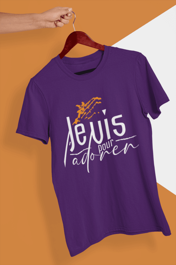 T-shirt - "Je vis pour l'adorer"-Jelotia